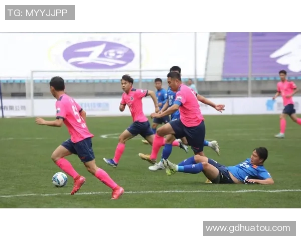 足球明星是否曾经莅临镇江进行足球比赛活动的探讨与回顾